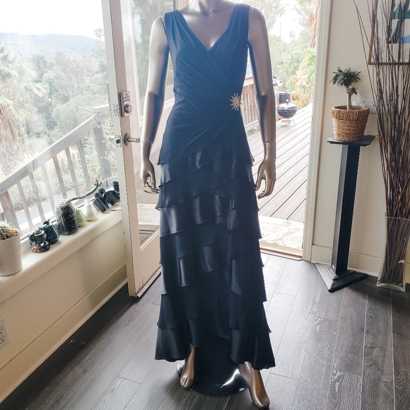 Emily in Paris Inspo: NWT Vintage Tadashi Shoji Silk Waterfall Dress - Picture 2 of 16